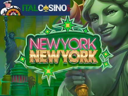 la slot New York New York di Push Gaming con la Statua della Libertà e lo skyline notturno